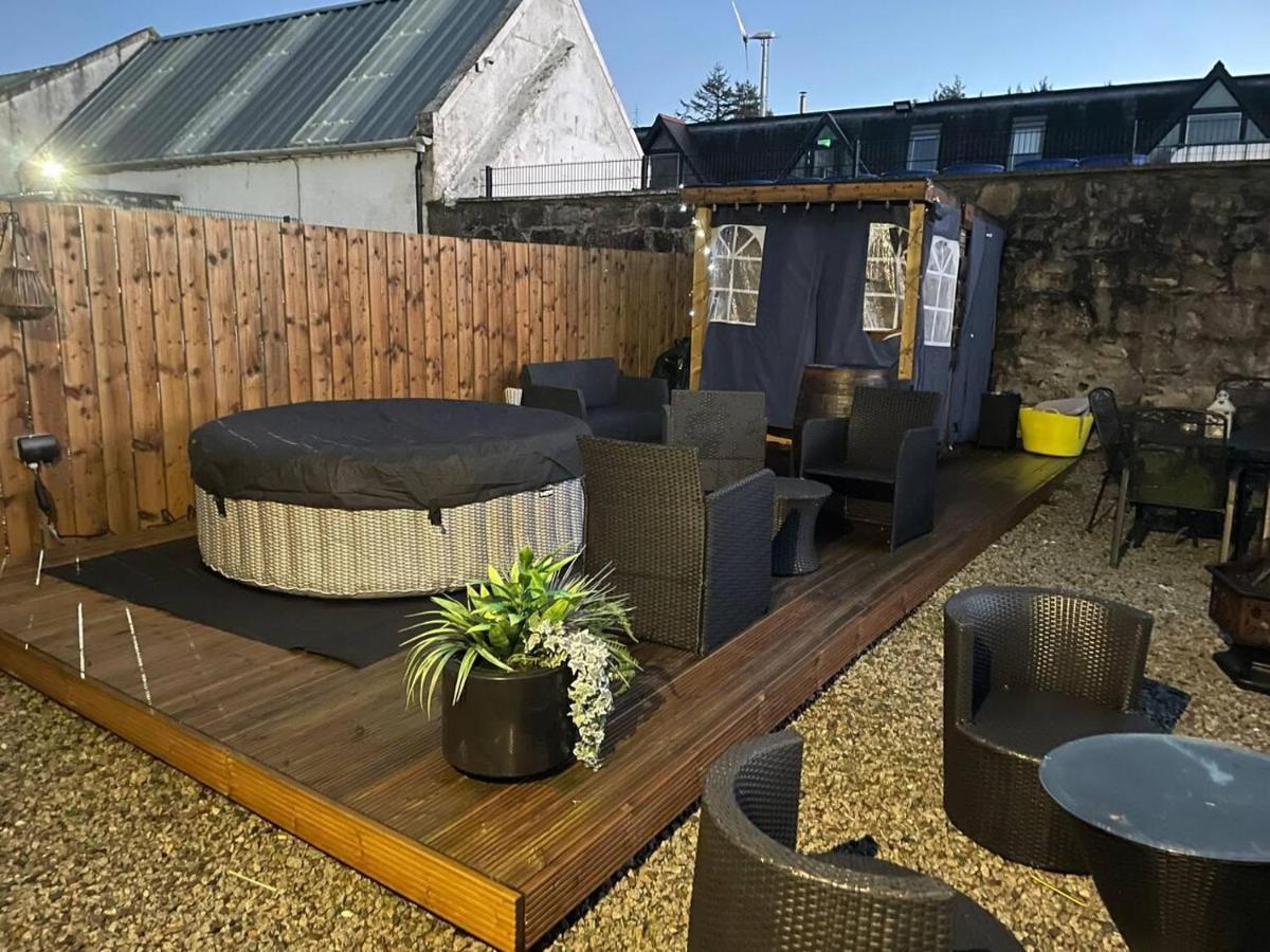 Rural Chapel Cottage Near Airport Bar & Hot Tub Aberdeen Kültér fotó